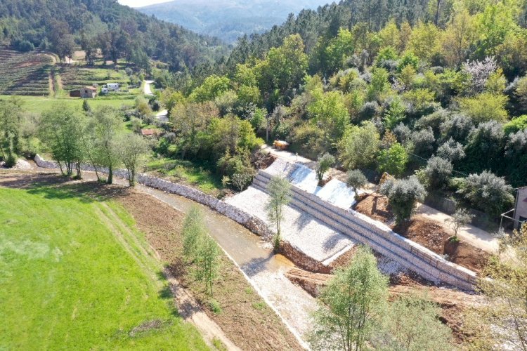 Arganil concluiu intervenções nas linhas de água do Rio Alva