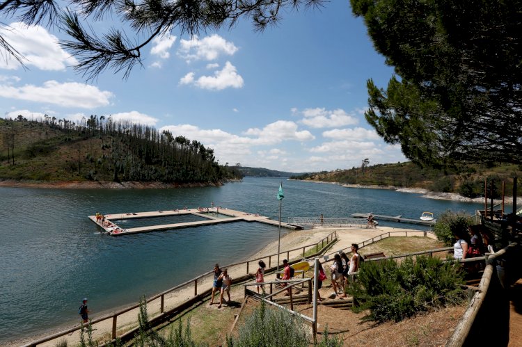 As agradáveis águas de Castelo de Bode