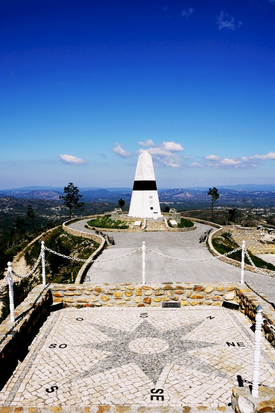 Olhar Portugal-Centro Geodésico de Portugal, Vila de Rei