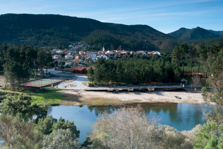 Aldeias do Xisto,  rio Zêzere e praias fluviais  é  uma das melhores combinações de Verão