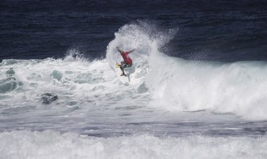 Vasco Ribeiro e Teresa Bonvalot campeões do Pantín Classic Galicia Pro