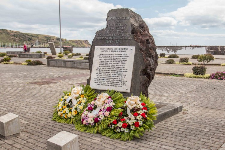 Câmara Municipal da Praia da Vitória presta homenagem a antigos combates do Concelho