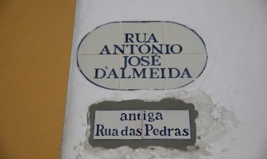 Município de Viana coloca topónimos antigos no Centro Histórico de Viana