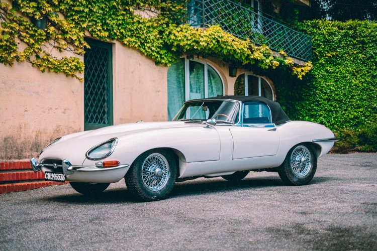 Colecção do Museu do Caramulo recebe Jaguar E-Type