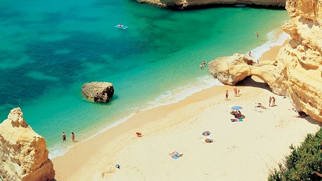 Lagoa felicita a Região do Algarve pela distinção de melhor destino de Praia do Mundo