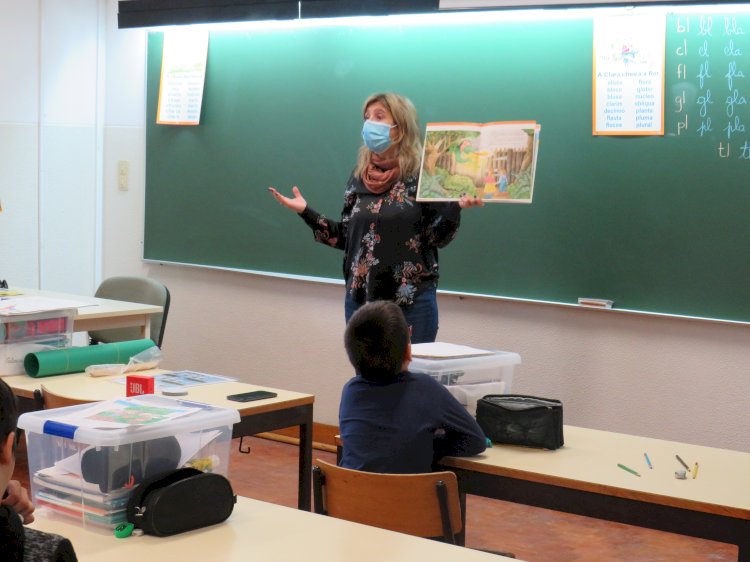 Biblioteca de Viana leva projeto de literacia emocional às escolas