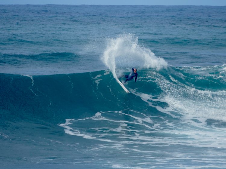 Selecção Nacional de Surf treina na Madeira  a pensar no apuramento para os Olímpicos