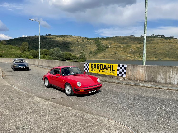 Classic Cars Tour 2021 sai para a estrada de mãos dadas com o turismo