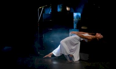 Teatro "Queda de um Anjo" apresentado no Teatro-Cine de Torres Vedras