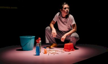 Sara Barros Leitão apresenta ‘Monólogo de uma mulher chamada Maria com a sua patroa’ em Guimarães