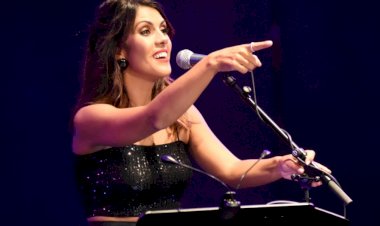 Lara Afonso propõe Christmas Special no Lounge D do Casino Estoril