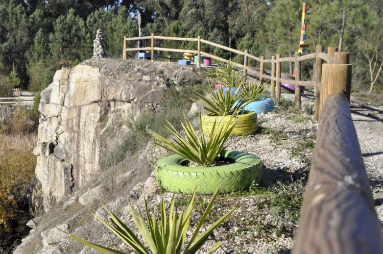 Lazer  Baloiços e lugares - Baloiço da Pedreira, Castro Daire