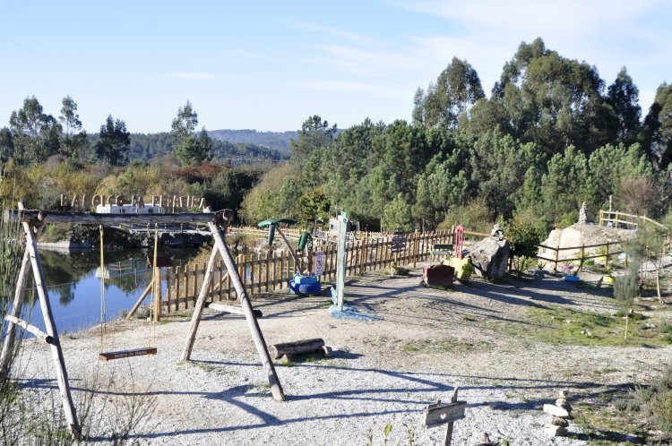 Lazer  Baloiços e lugares - Baloiço da Pedreira, Castro Daire