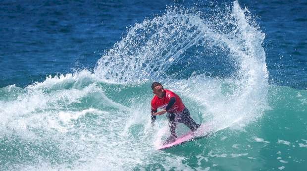 Ricardo Rosmaninho e Isabela Sousa reis do Aveiro Bodyboard Invitational 2021