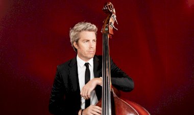 Kyle Eastwood ao vivo no Museu do Oriente