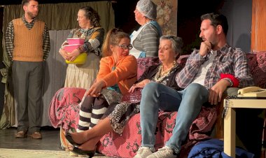 Arrancou III edição do Festival de Teatro À Mostra