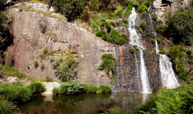 Trilho das Cascatas destacado na revista Visão