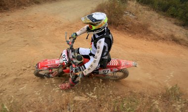Micael Simão triunfa na Baja de Loulé