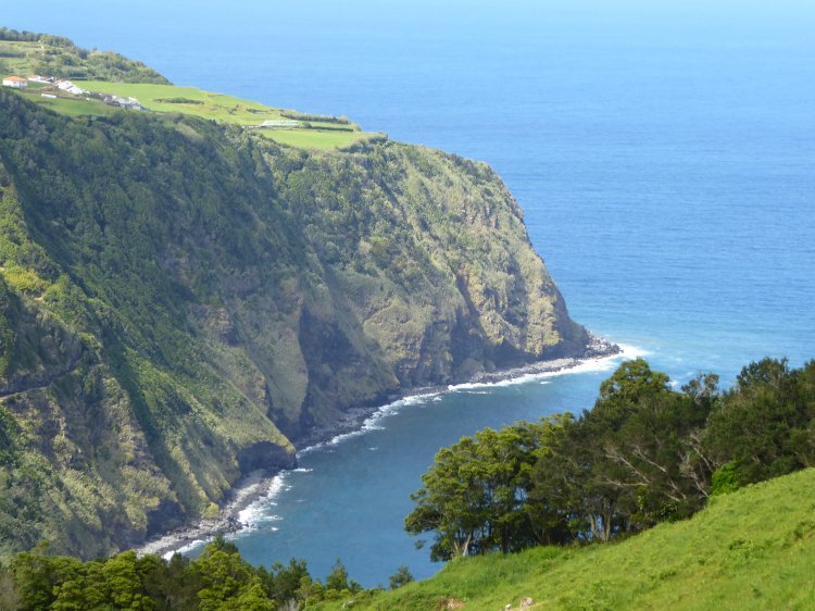 Miradouro da Ponta da Madrugada - Nordeste