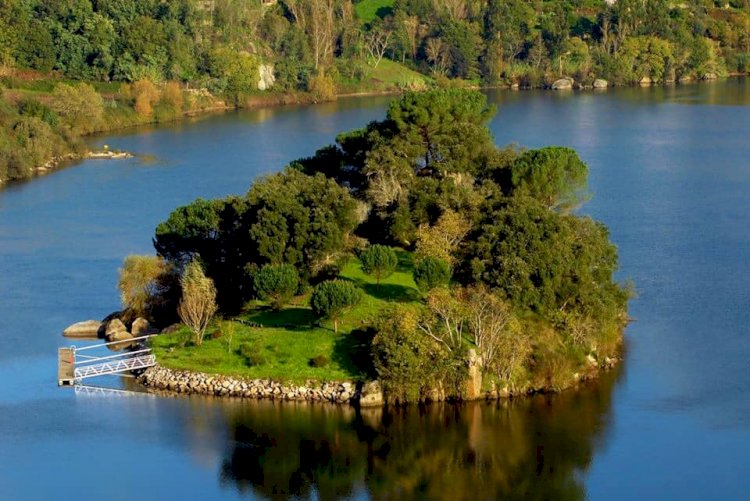 Ilha dos Amores - Castelo de Paiva