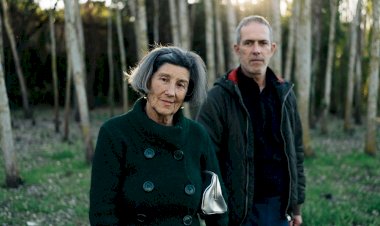 Miguel Pereira estreia nova criação com a mãe sobre a memória, a partilha e a perda