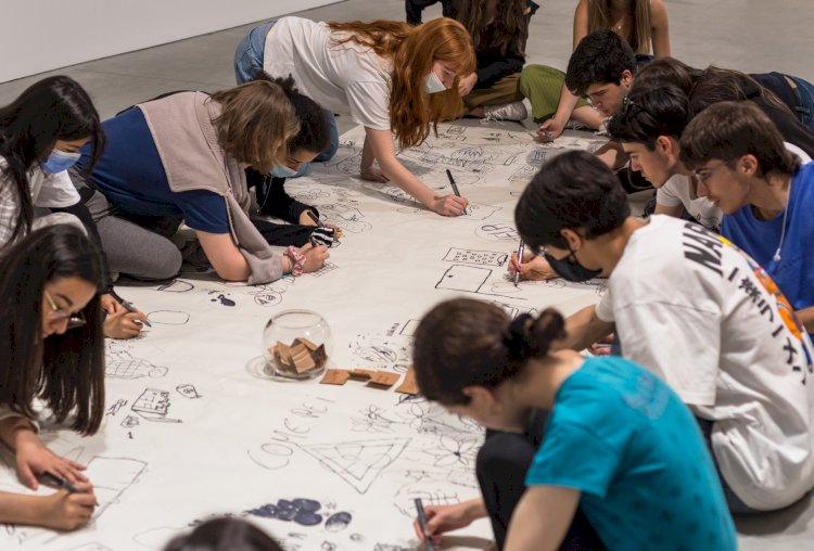 Centro de Arte Oliva e Viarco organizam oficinas criativas para crianças e jovens