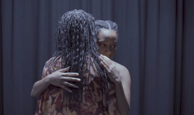 Estreia da peça de teatro “Casa com árvores dentro”