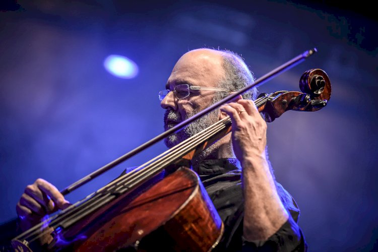 Jaques Morelenbaum & Cello Samba Trio e Paula Morelenbaum num encontro inédito com Luís Figueiredo, no Convento São Francisco