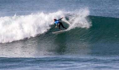 Mundial Júnior WSL - Kika Veselko faz história e sagra-se campeã do Mundo!