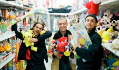 Finale, João Pais Filipe + Franck Desire, Los Sara Fontan e Montes tocam no espaço da Lovers & Lollypops