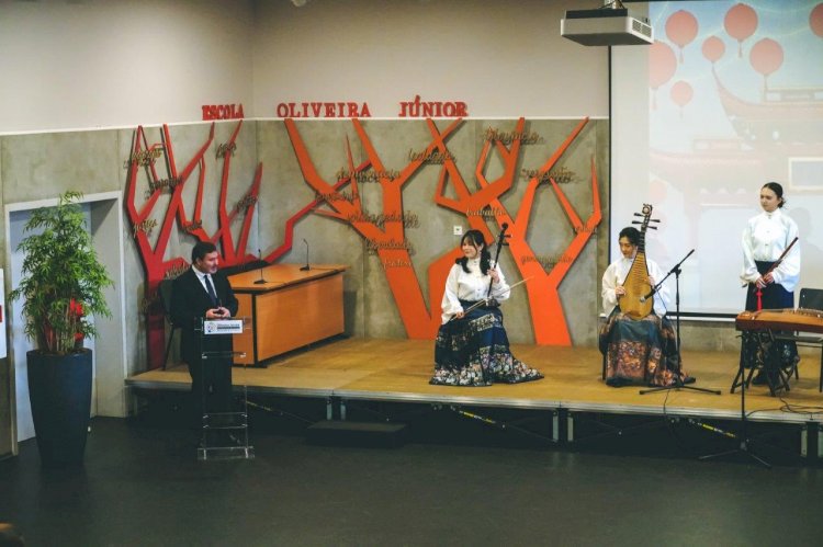 Entrada no Novo Ano Chinês assinalada no âmbito do programa de ensino de mandarim