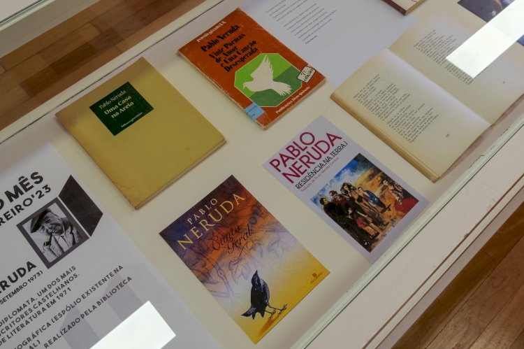 Exposição sobre Pablo Neruda, poeta e diplomata