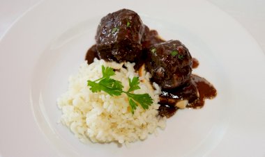 Esposende propõe Fim-de-Semana Gastronómico com Lampreia, Vinhos Verdes e Clarinhas na ementa