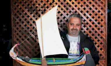 Henrique Brandão expõe miniaturas de embarcações tradicionais no Estaleiro-Museu do Monte Branco