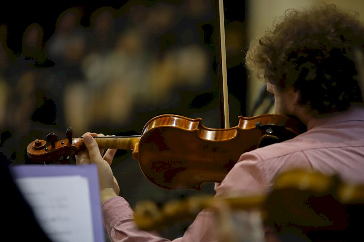 Orquestra Juvenil de Gaia, um projecto de inclusão que incute o “bichinho” da música a 57 jovens