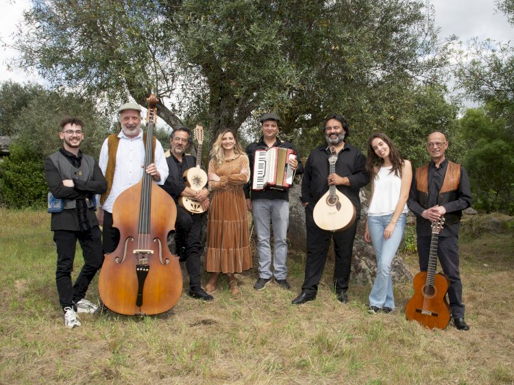 Grupo Zanguizarra nas comemorações do 25 de Abril em Reguengos de Monsaraz