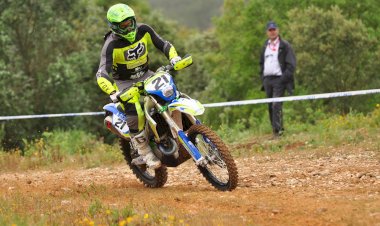 David Megre de Kawasaki na Baja de Loulé