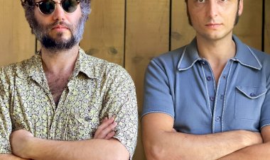 "Os Raros" canção escrita e interpretada em parceria com Luís Nunes a.k.a Benjamim