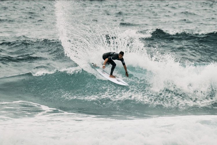 Melhores surfistas portugueses estão de volta à ilha de São Miguel para disputar a 4ª etapa da 1ª divisão do surf nacional