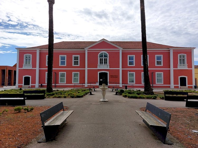 Biblioteca Municipal da Marinha Grande dinamiza actividades em Agosto