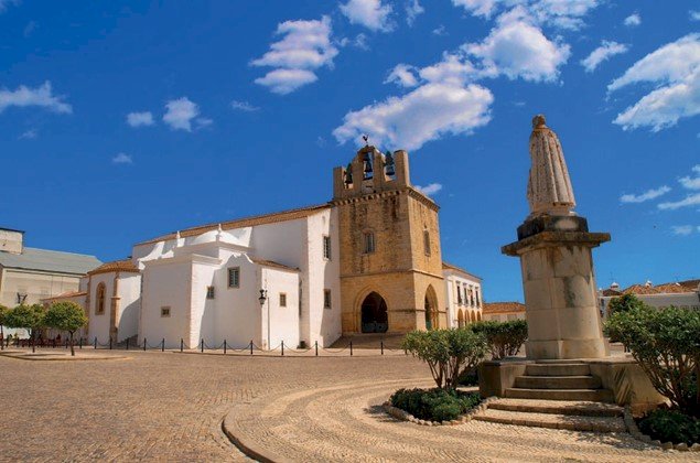 Tour Vila Adentro – Uma experiência de culturas e de história e de estórias