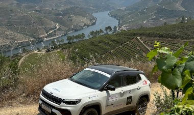 Douro Vinhateiro palco de passeio que celebra a vinha e o vinho