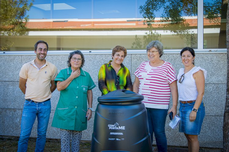 Programa de Compostagem “Compostame” está no Terreno com Distribuição de Centenas de Compostores