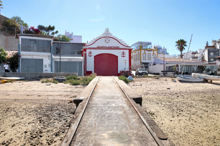 Reabilitar a memória colectiva de Alvor