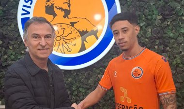 Caio Silva reforça Plantel do Viseu 2001/Palácio Do Gelo