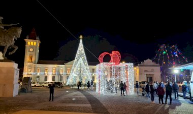 Magia do Natal já chegou ao centro da cidade de Cantanhede