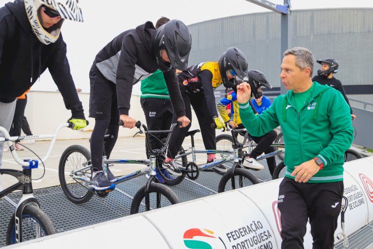 Talentos juvenis pedalaram com ética no CAR Anadia