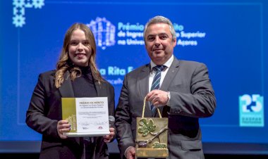 Pedro Nascimento Cabral entrega Prémio de Mérito nos 25 anos da Fundação Gaspar Frutuoso