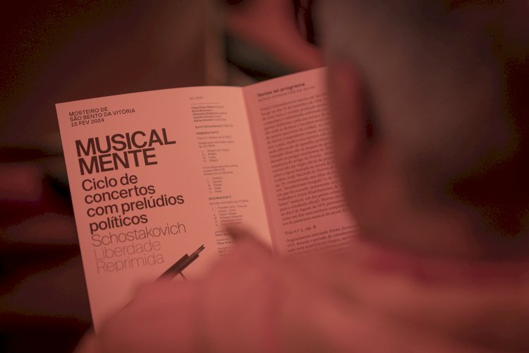Entre música e política: MUSICAL-MENTE