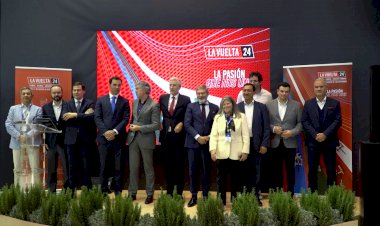 Volta à Espanha em Bicicleta passa por Óbidos